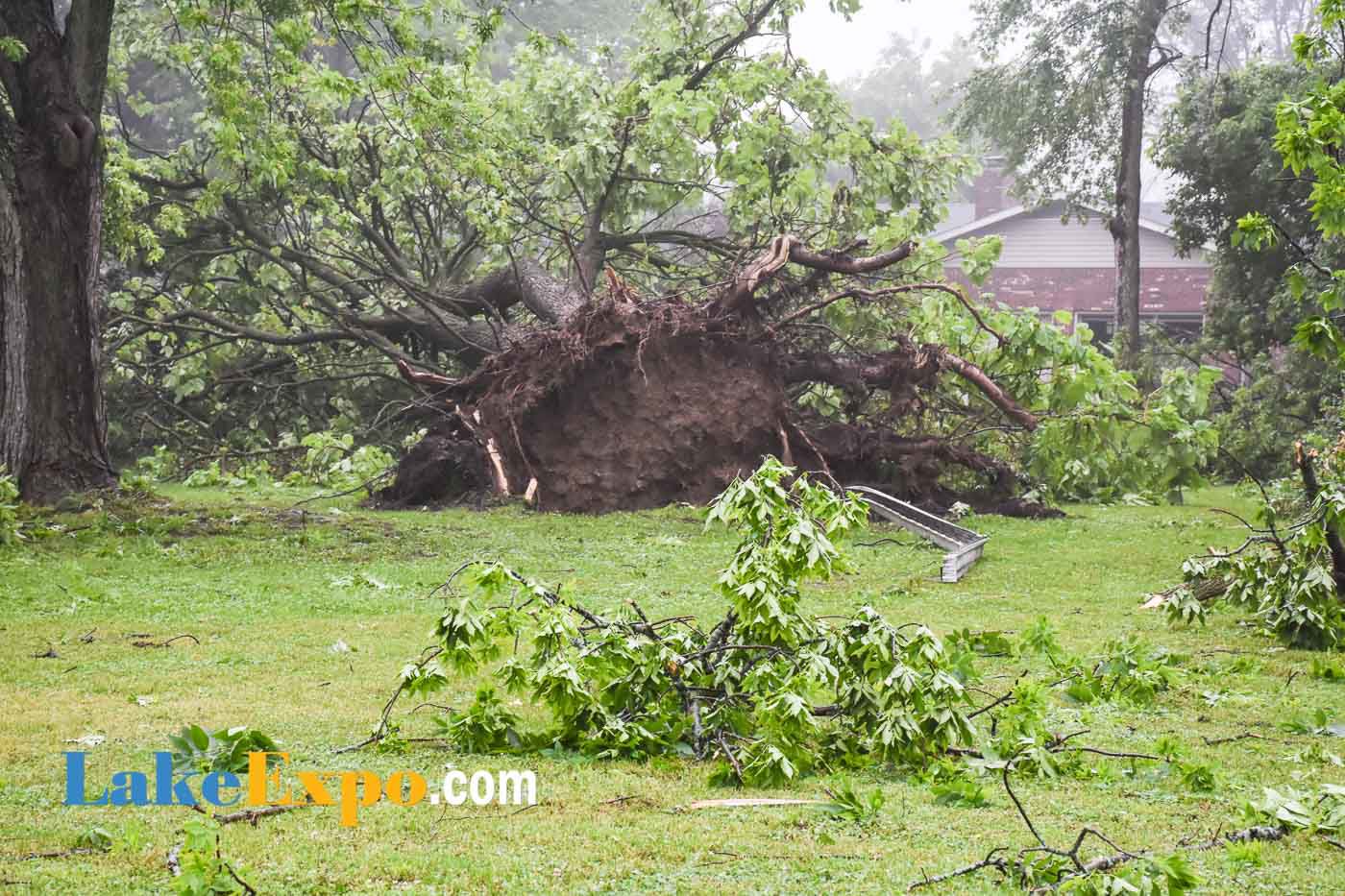 Eldon Tornado Damage-6272.jpg